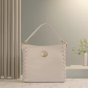soft leather woman handbag adjustable strap poyester lining