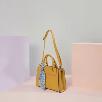 Luxury woman leather handbag single shouder bag with adjustable strap sling lady crossbody bag with Zipper Pouch